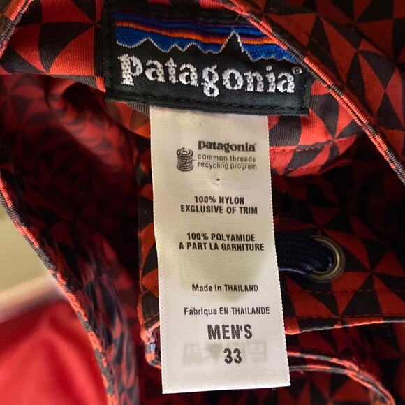 Patagonia Common Threads Geometric Print Board Shorts Surf Swim Trunks 33 Nylon - Picture 3 of 10